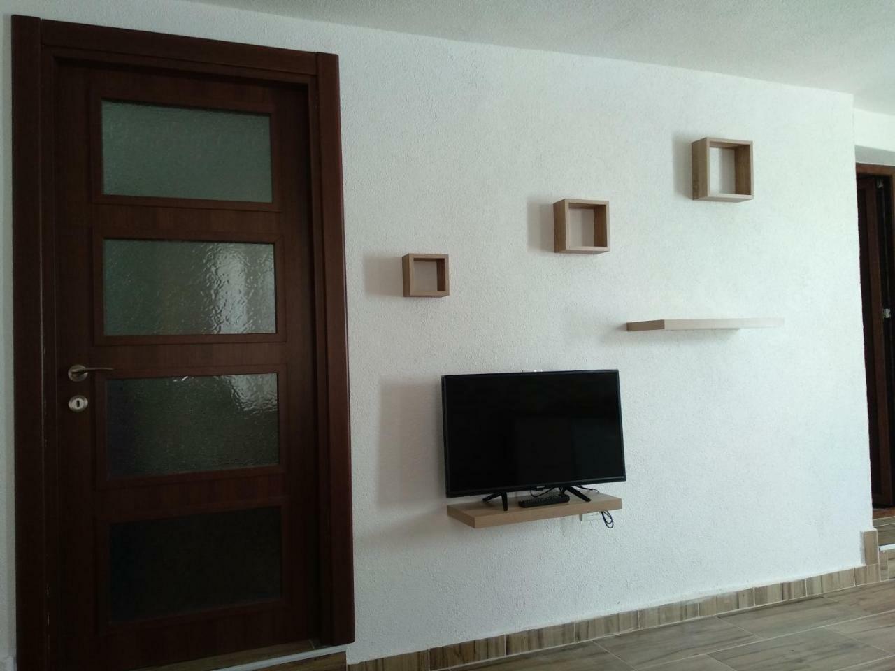 At George'S Apartments Ohrid Exterior photo
